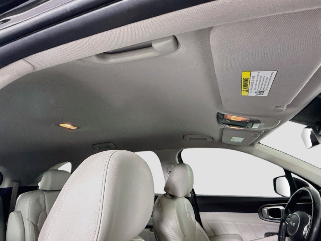 Used 2022 Kia Sorento SX Prestige AWD/4WD image 18