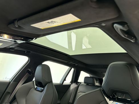 New 2027 BMW M5 Touring AWD/4WD image 19