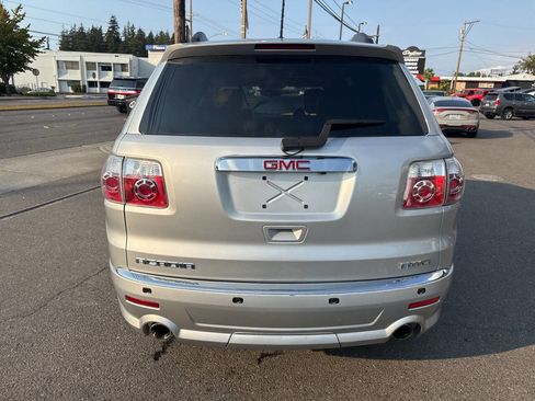 Used 2012 GMC Acadia Denali image 4