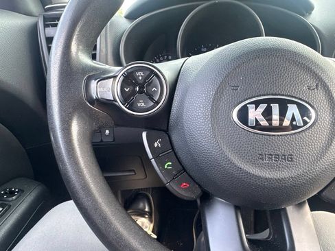 Used 2019 Kia Soul FWD image 20