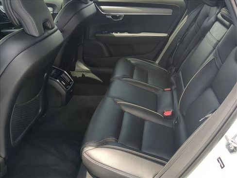 Used 2020 Volvo S90 T6 R-Design AWD/4WD image 27