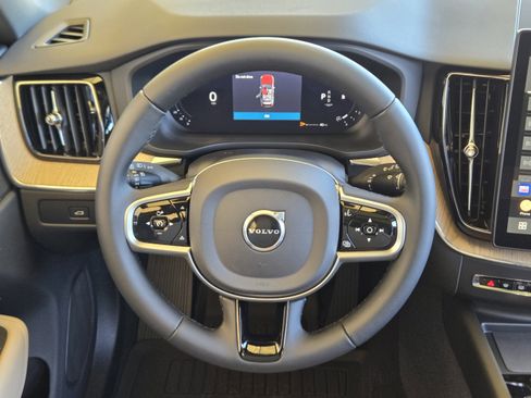 Used 2026 Volvo XC60 B5 Plus w/ Protection Package Premier AWD/4WD image 29