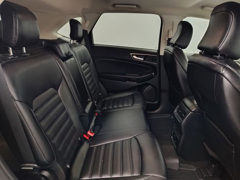 Used 2024 Ford Edge SEL w/ Convenience Package image 30