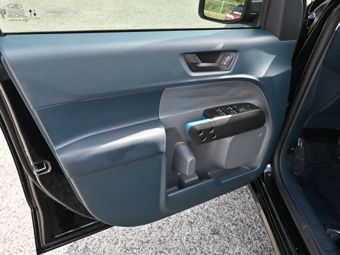 New 2026 Ford Maverick Lobo AWD/4WD image 14