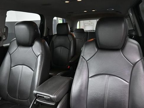 Used 2017 GMC Acadia Limited SLT AWD/4WD image 16