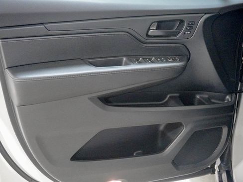 Certified 2023 Honda Odyssey EX-L image 18
