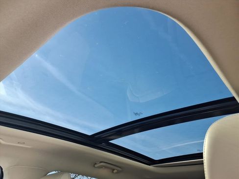 Certified 2023 Lincoln Nautilus Reserve w/ Equipment Group 201A image 14