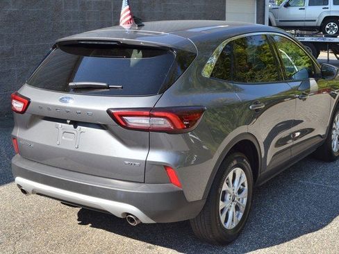 Used 2024 Ford Escape Active image 8