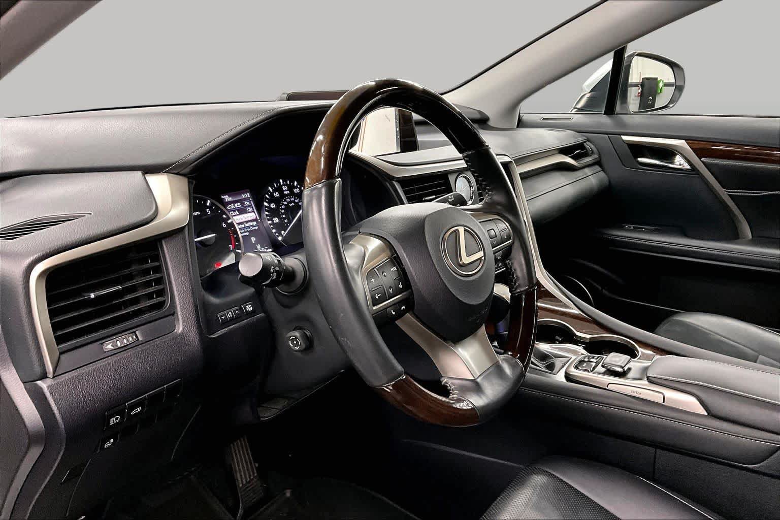 Used 2018 Lexus RX 350 FWD w/ Premium Package image 17