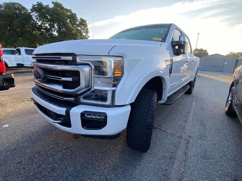 Certified 2022 Ford F350 Platinum w/ Tremor Off-Road Package AWD/4WD image 2