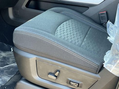 New 2025 RAM 2500 Big Horn image 8