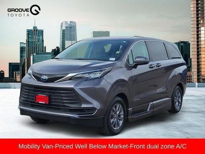 Used 2023 Toyota Sienna LE