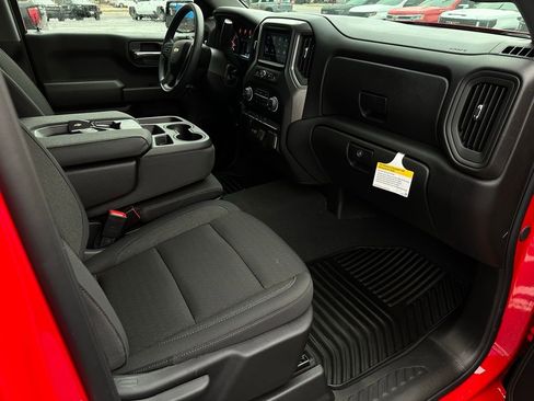 New 2026 Chevrolet Silverado 1500 Custom w/ LPO, Dark Essentials Package image 15