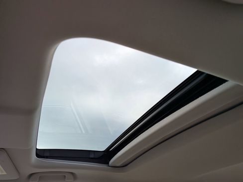 Used 2018 Honda Civic EX-L image 25