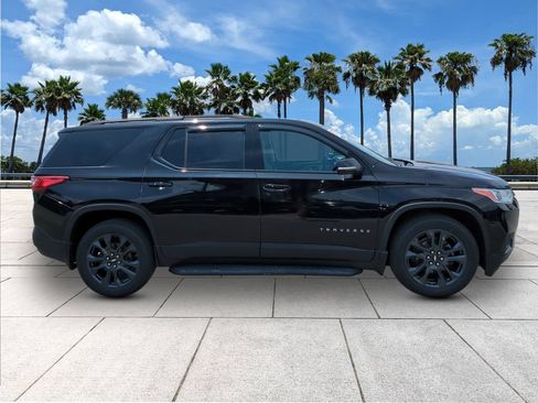 Used 2020 Chevrolet Traverse RS AWD/4WD image 9