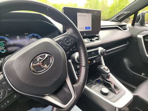 Used 2023 Toyota RAV4 XSE w/ Weather Package AWD/4WD image 31
