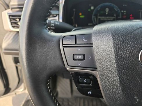 Certified 2025 Toyota Camry SE FWD image 23