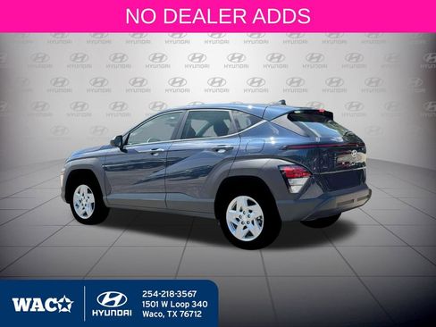 New 2026 Hyundai Kona SE image 5