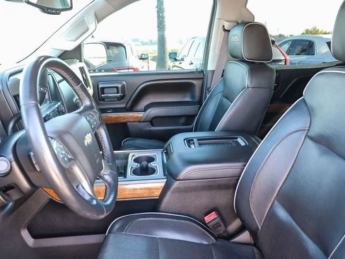 Used 2017 Chevrolet Silverado 1500 High Country image 19