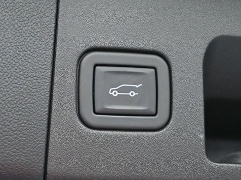 Certified 2023 Cadillac XT5 Luxury FWD image 10