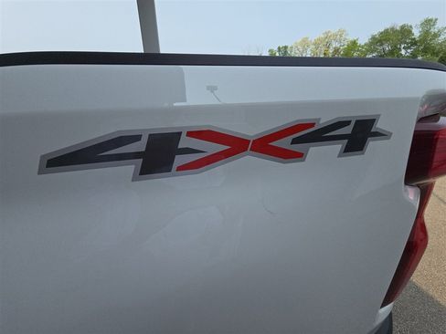 New 2025 Chevrolet Silverado 2500 Custom w/ Custom Convenience Package image 30