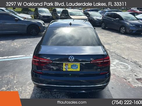 Used 2017 Volkswagen Passat 1.8T R-Line FWD image 9
