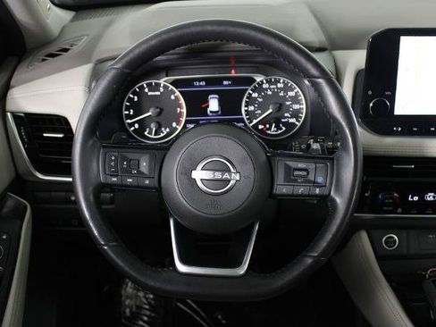 Certified 2023 Nissan Rogue SL w/ SL Premium Package FWD image 9