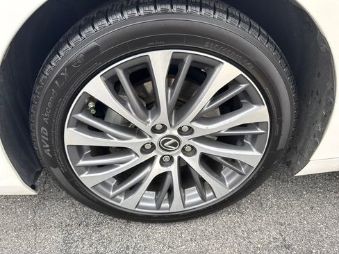 Used 2021 Lexus ES 350 w/ Premium Package image 28