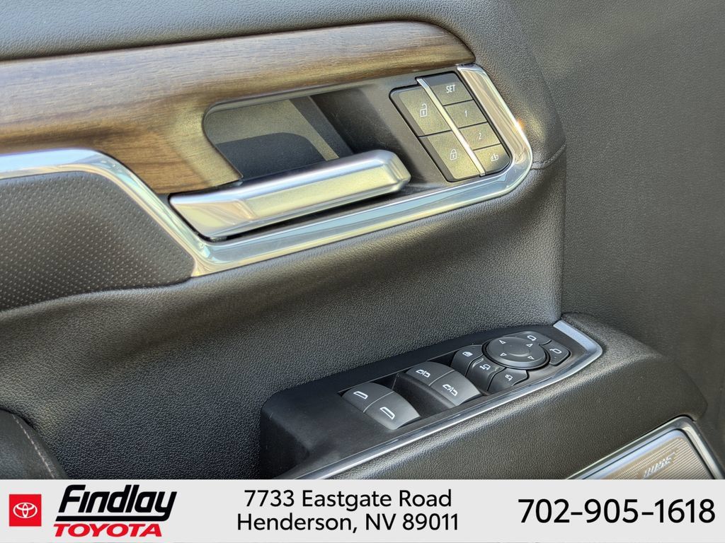 Used 2024 Chevrolet Silverado 3500 High Country w/ Technology Package AWD/4WD image 21