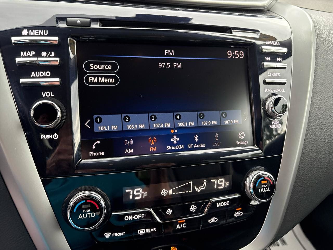 Used 2022 Nissan Murano SL AWD/4WD image 23