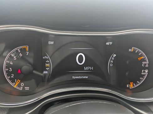 Used 2019 Jeep Grand Cherokee Limited image 30