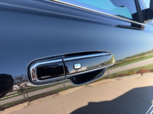 Used 2017 GMC Yukon Denali w/ Open Road Package image 28