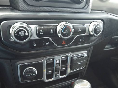 Used 2020 Jeep Wrangler Unlimited Sport S AWD/4WD image 30