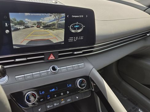 Used 2023 Hyundai Elantra SEL w/ Convenience Package FWD image 19