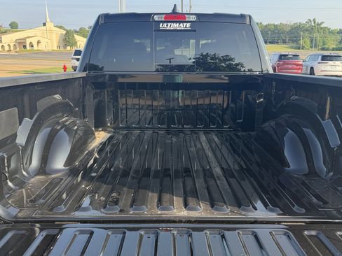 New 2026 RAM 1500 Big Horn AWD/4WD image 9