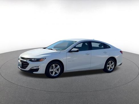 Used 2024 Chevrolet Malibu LT image 8