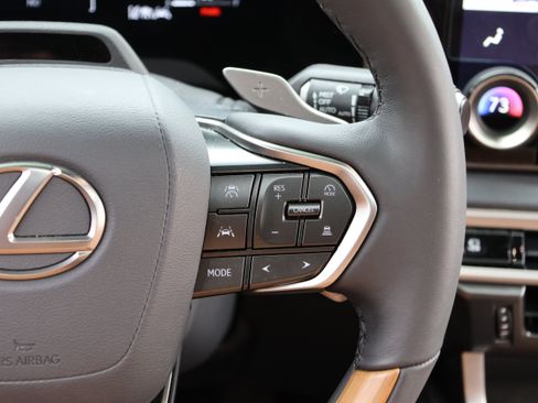 Used 2026 Lexus RX 350h w/ Convenience Package AWD/4WD image 21