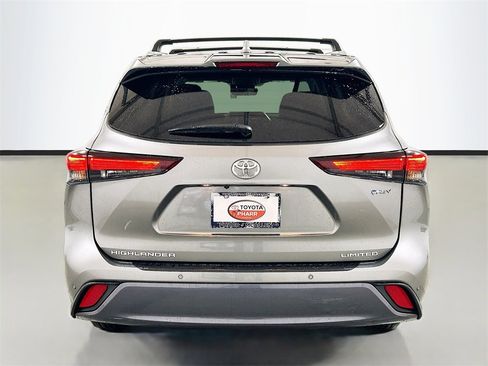New 2026 Toyota Highlander Limited image 5