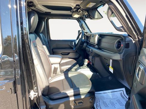 New 2026 Jeep Wrangler Unlimited Rubicon image 15