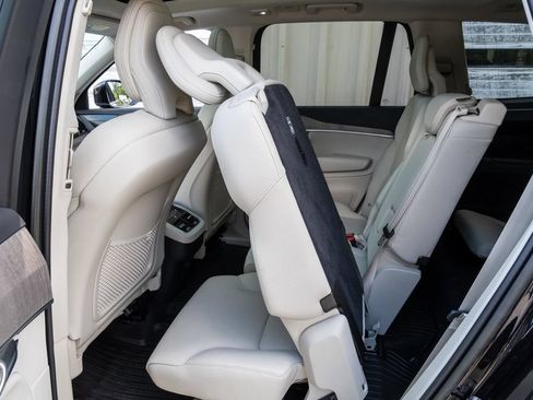 Used 2023 Volvo XC90 B5 Plus w/ Protection Package Premier AWD/4WD image 30
