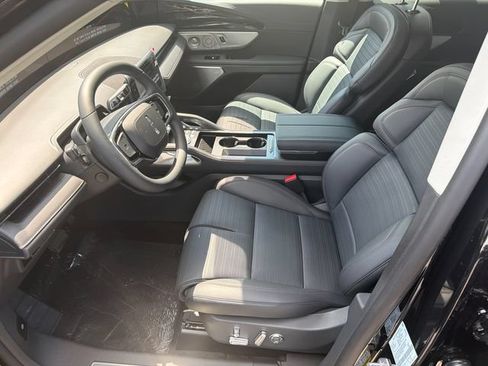 New 2026 Lincoln Nautilus Reserve AWD/4WD image 10
