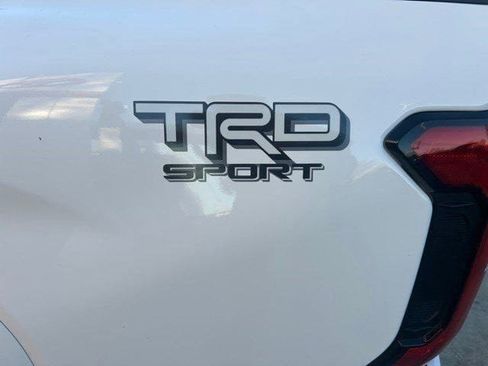 Used 2024 Toyota Tacoma TRD Sport image 7