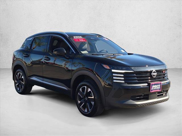 Certified 2025 Nissan Kicks SR FWD image 3