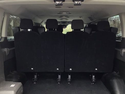 Used 2024 Ford Transit 350 XLT image 5