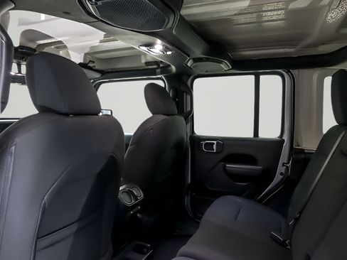Used 2023 Jeep Wrangler Unlimited Sport AWD/4WD image 11