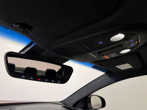 Used 2020 Genesis G70 3.3T w/ Sport Package image 18