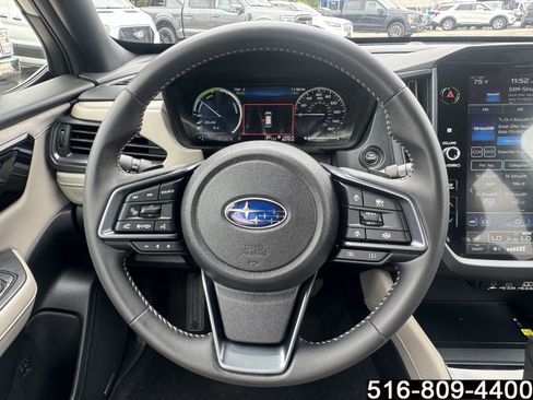 Used 2025 Subaru Forester Limited AWD/4WD image 15
