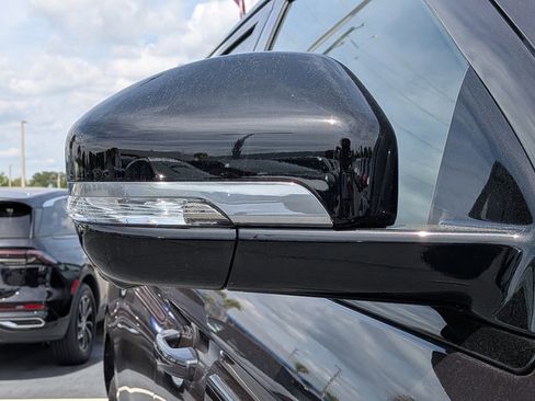 New 2026 Lincoln Navigator Reserve w/ Jet Appearance Package image 12