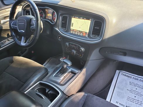Used 2018 Dodge Charger R/T Scat Pack image 37