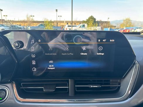 New 2026 Chevrolet Trax LT w/ Driver Confidence Package FWD image 25